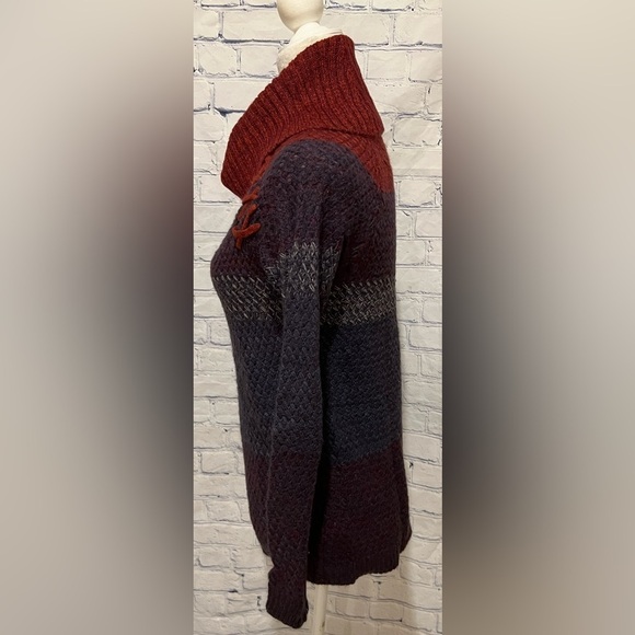 Signature Studio Cowl Neck Sweater Size Small - Picture 3 of 6